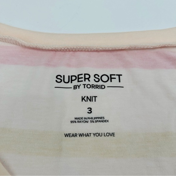 NWT Torrid Perfect Super Soft V-Neck Tank Size 3 3X - Picture 12 of 15
